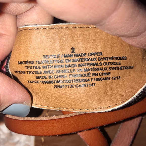 Mossimo Supply Co sandal 9 - Picture 8 of 8